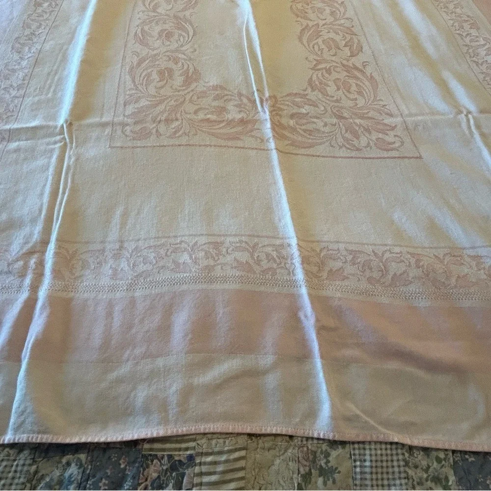 Vintage Light Cottagecore Pink Linen Tablecloth 45
